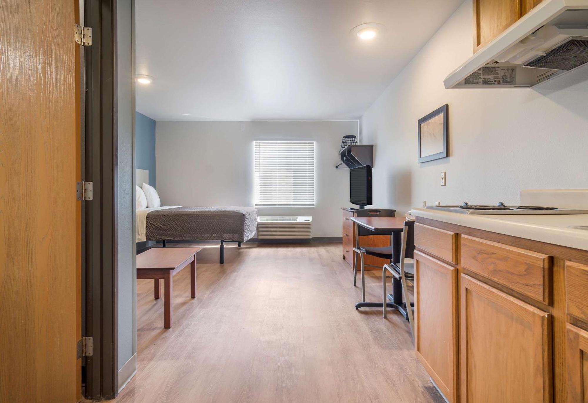 Extended Stay America Select Suites - Fort Myers Exteriör bild
