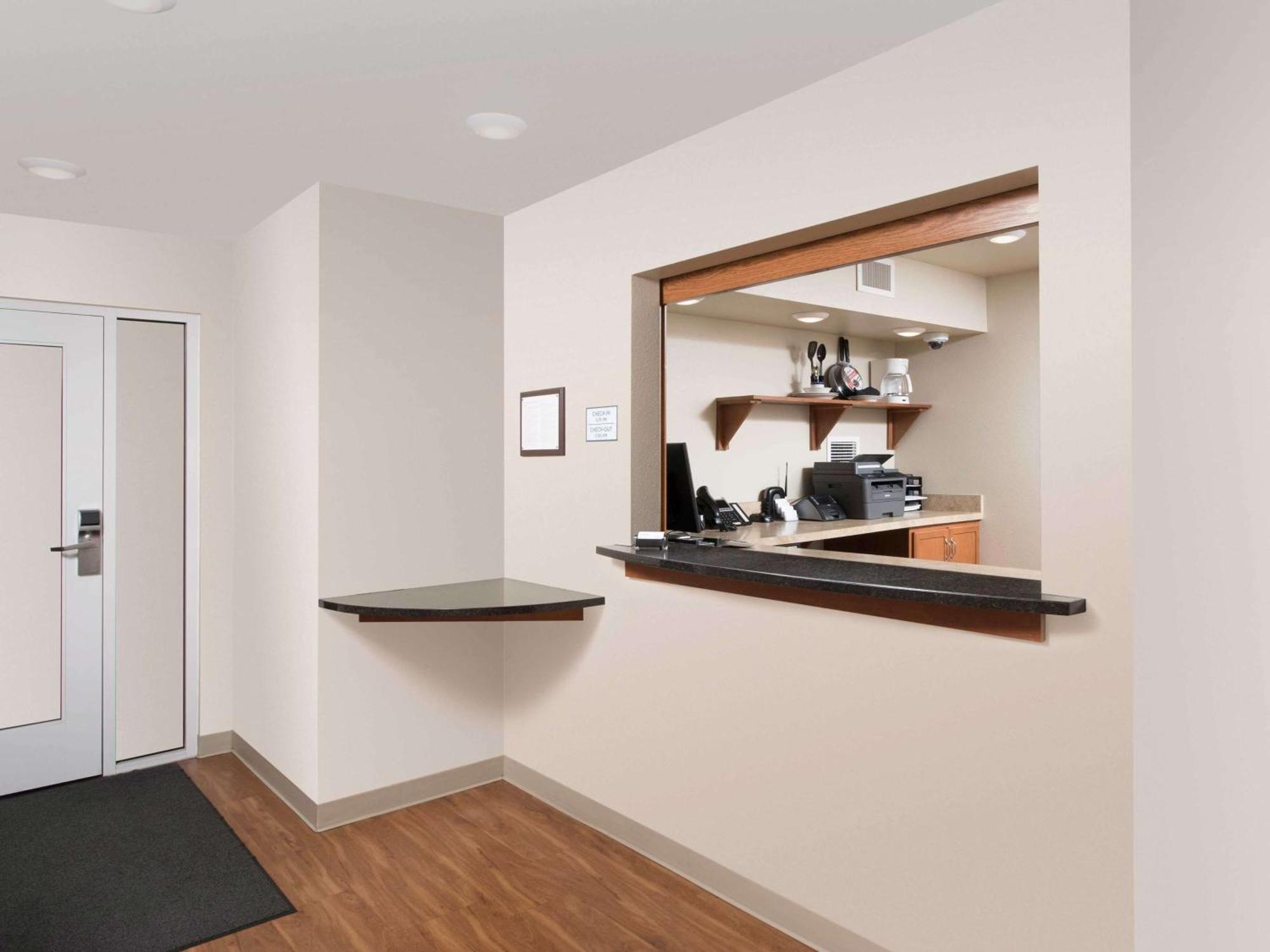 Extended Stay America Select Suites - Fort Myers Exteriör bild